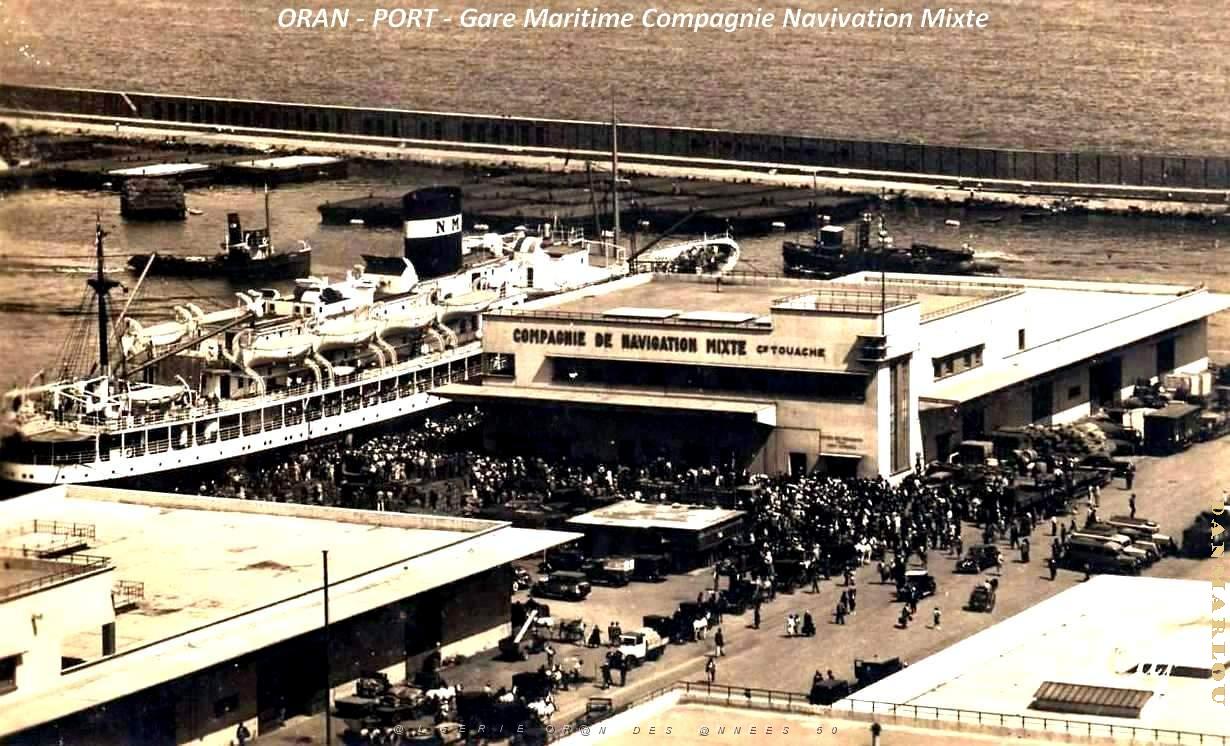 Oran - Port - Gare Maritime C.N.M.jpg